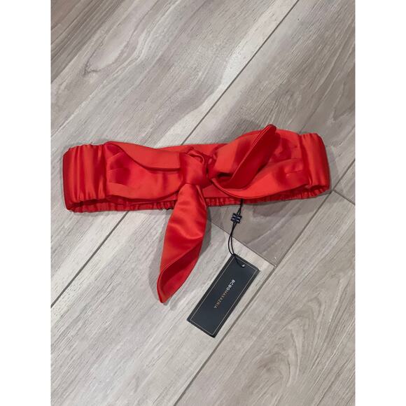 BCBGMAXAZARIA Red(Saffron), Bow Snap Belt, Size Small, KB437 - Picture 1 of 3